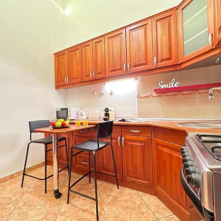 Elizabeth'S Treasure Deluxe Apartman Budapest Kültér fotó