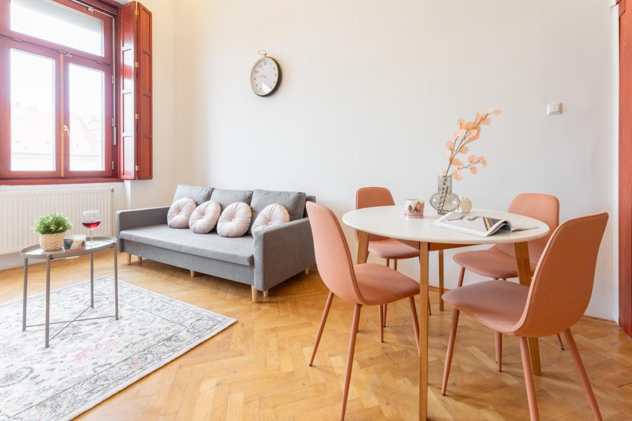 Elizabeth'S Treasure Deluxe Apartman Budapest Kültér fotó